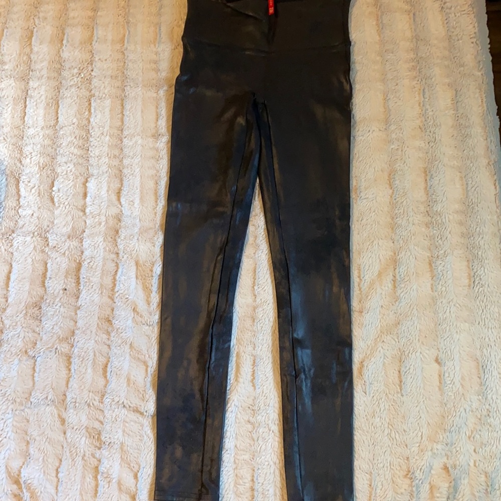 SPANX Liquid Leggings